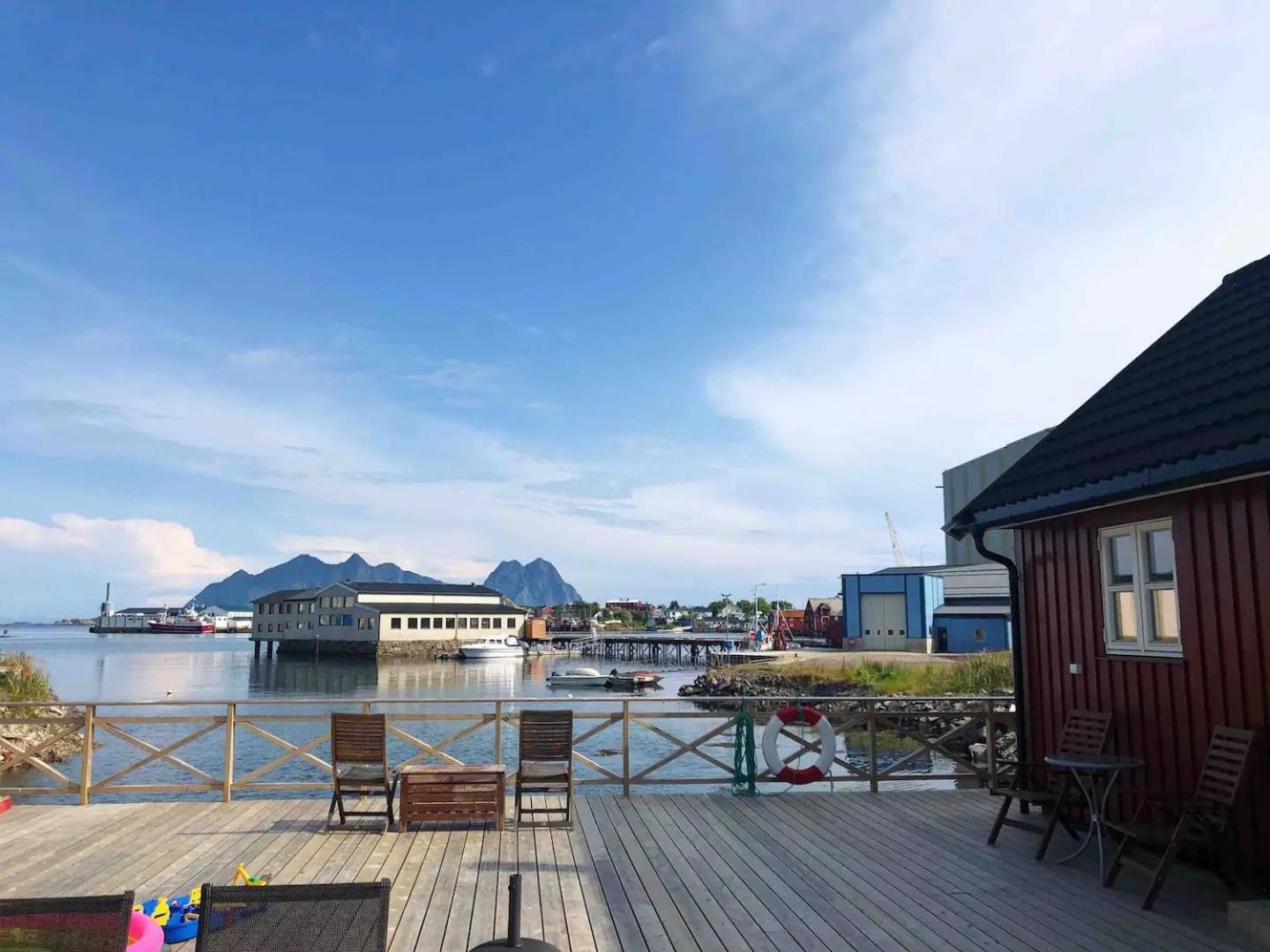 Nora'S Waterfront Cabin Svolvær Exterior foto